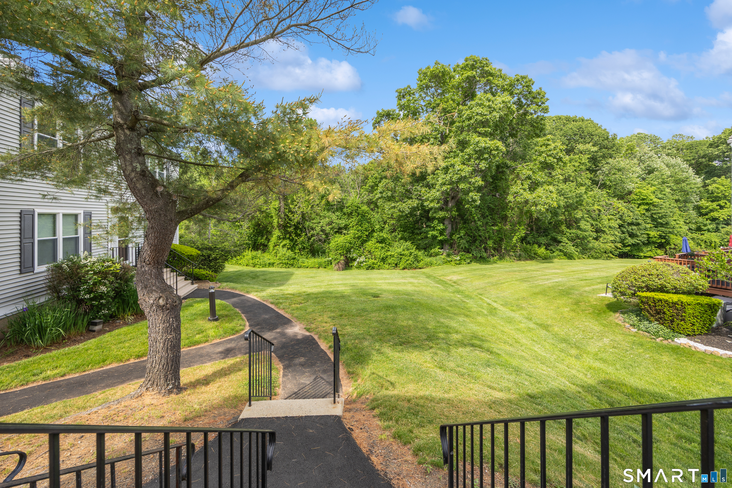 111 Strathmore Lane Wallingford CT 06492