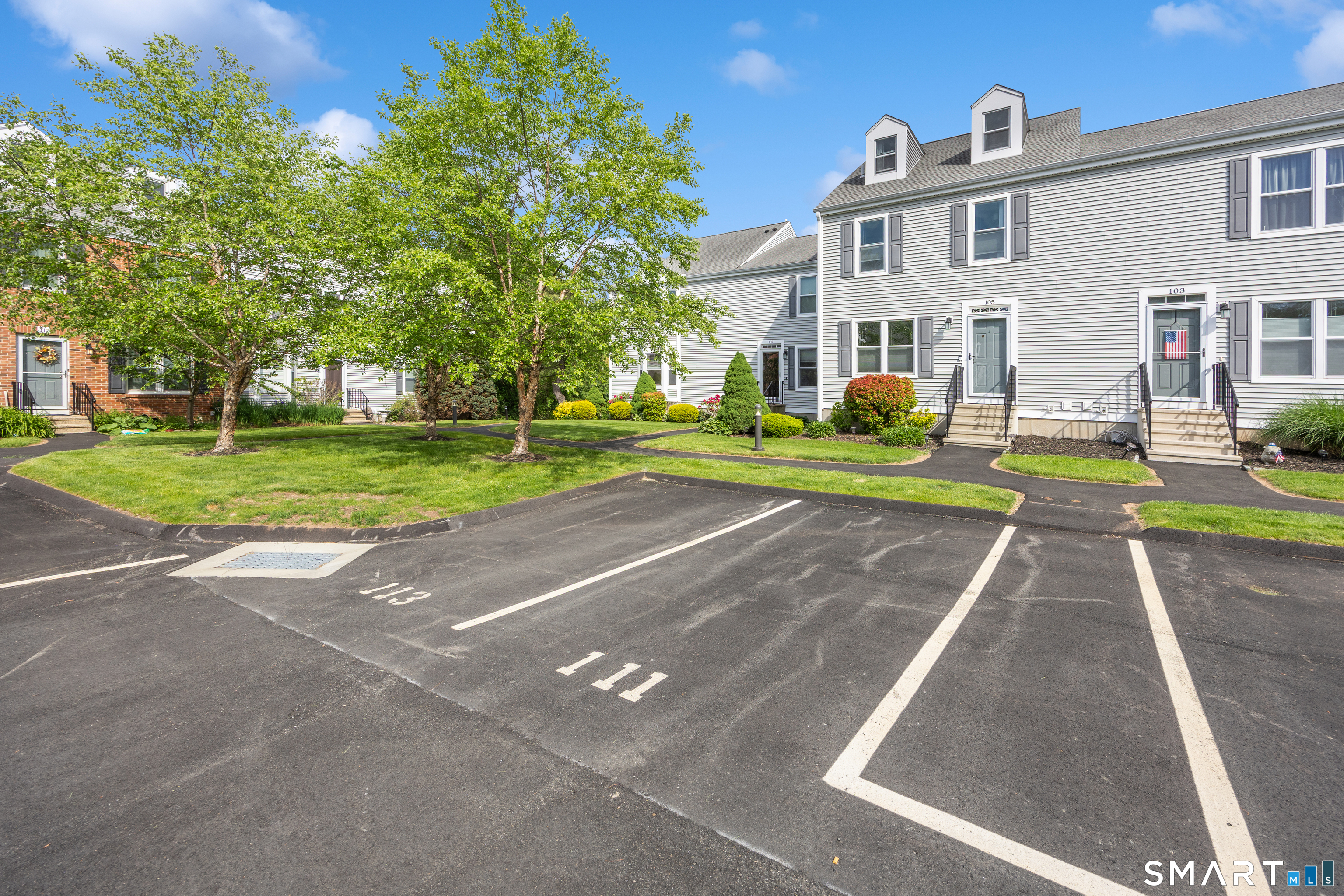 111 Strathmore Lane Wallingford CT 06492