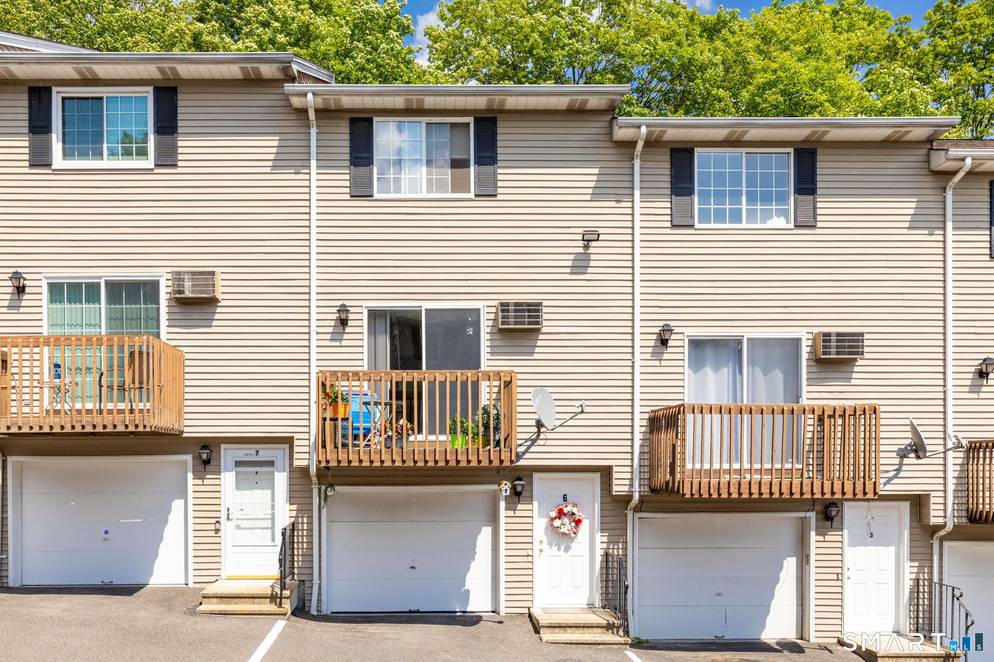3211 East Main Street Waterbury CT 06705