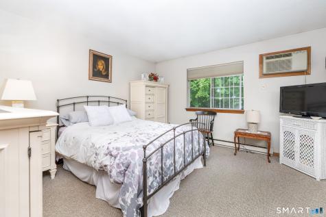 3211 East Main Street Waterbury CT 06705