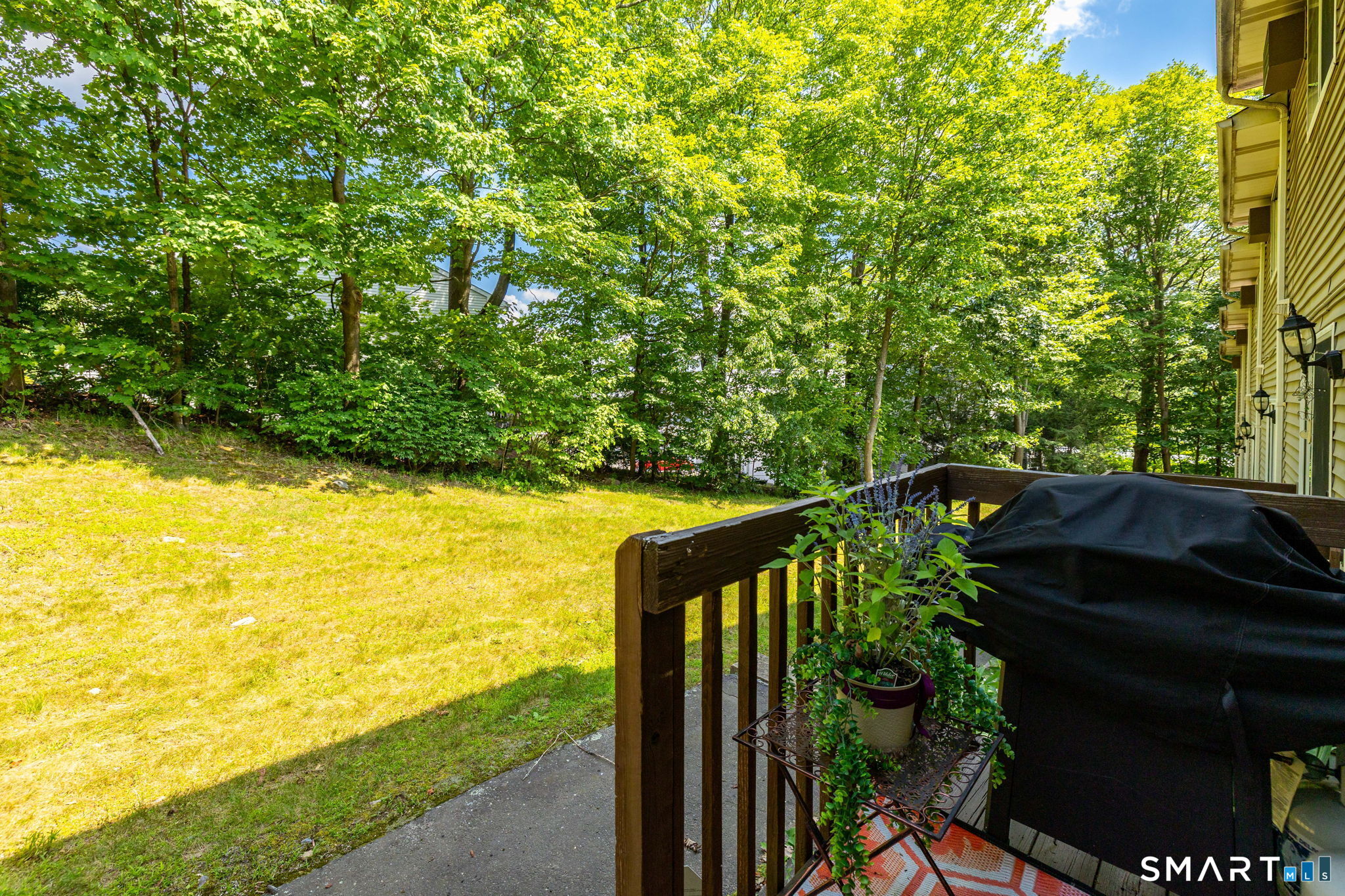 3211 East Main Street Waterbury CT 06705