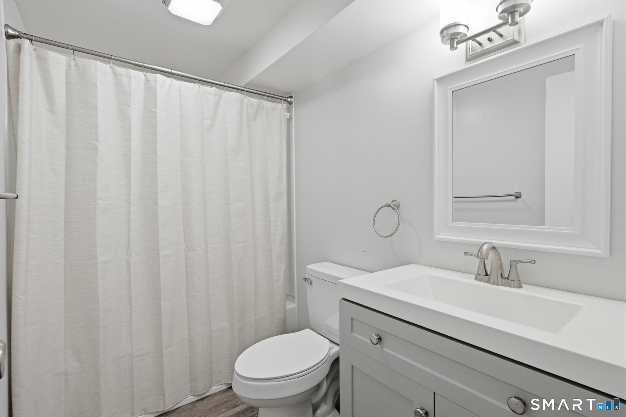 17 Farmington Avenue Plainville CT 06062