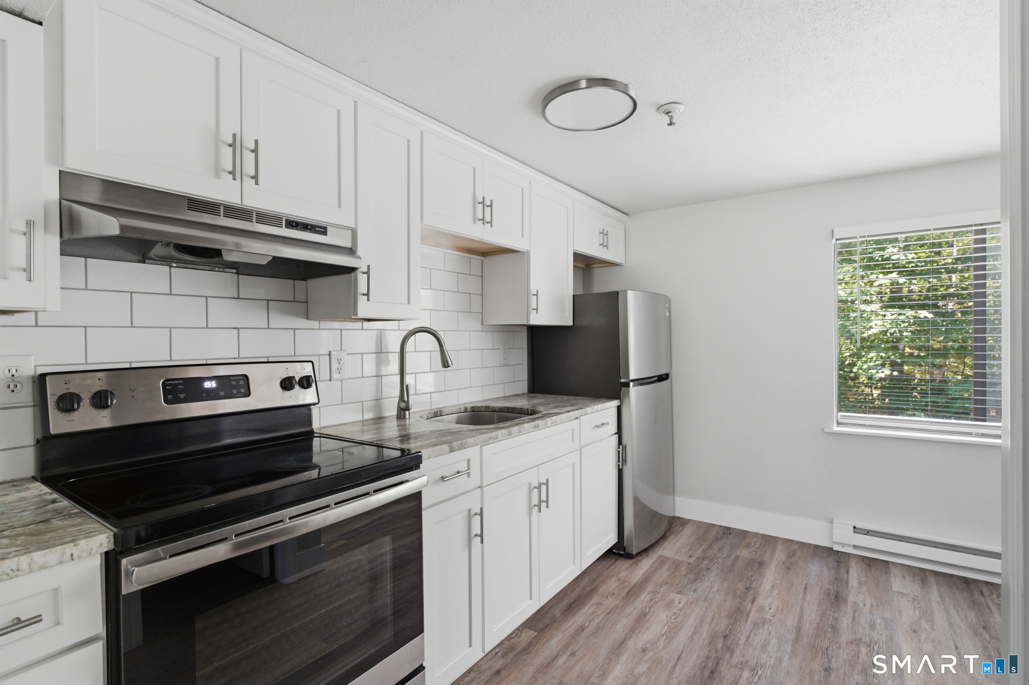 17 Farmington Avenue Plainville CT 06062