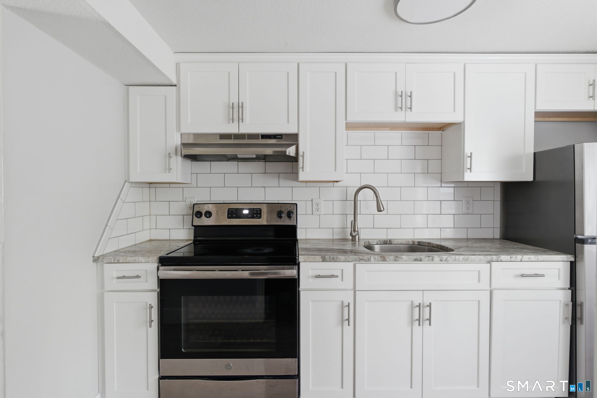 17 Farmington Avenue Plainville CT 06062