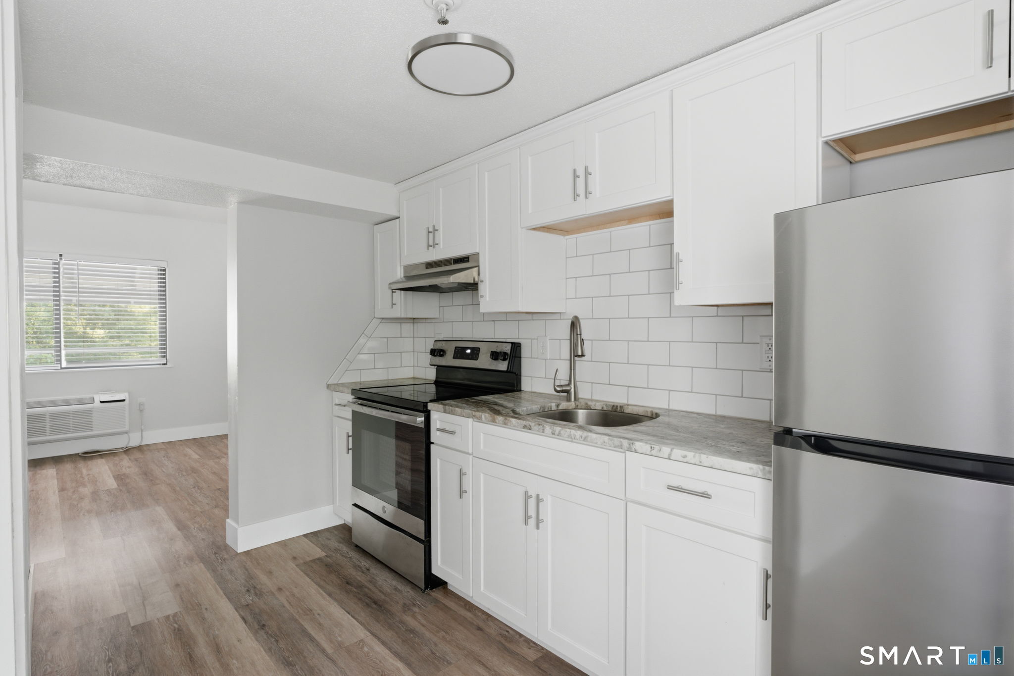 17 Farmington Avenue Plainville CT 06062
