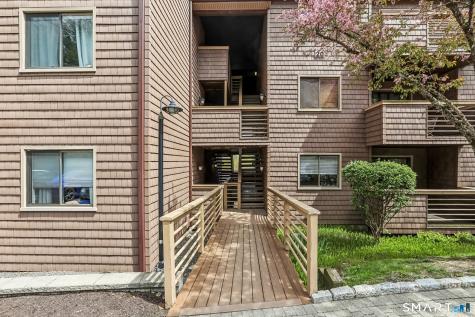 166 Old Brookfield Road Danbury CT 06811