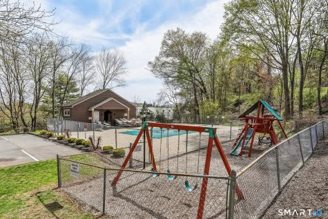 166 Old Brookfield Road Danbury CT 06811