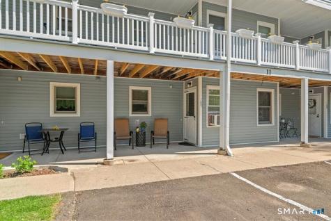 105 Hidden Knolls Circle Monroe CT 06468