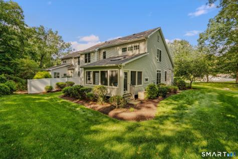 112 Oakwood Trail Chester CT 06412