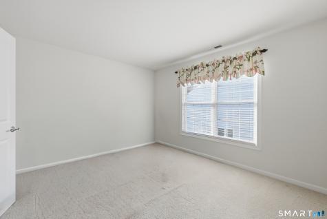 521 Putting Green Lane Oxford CT 06478