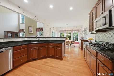 521 Putting Green Lane Oxford CT 06478