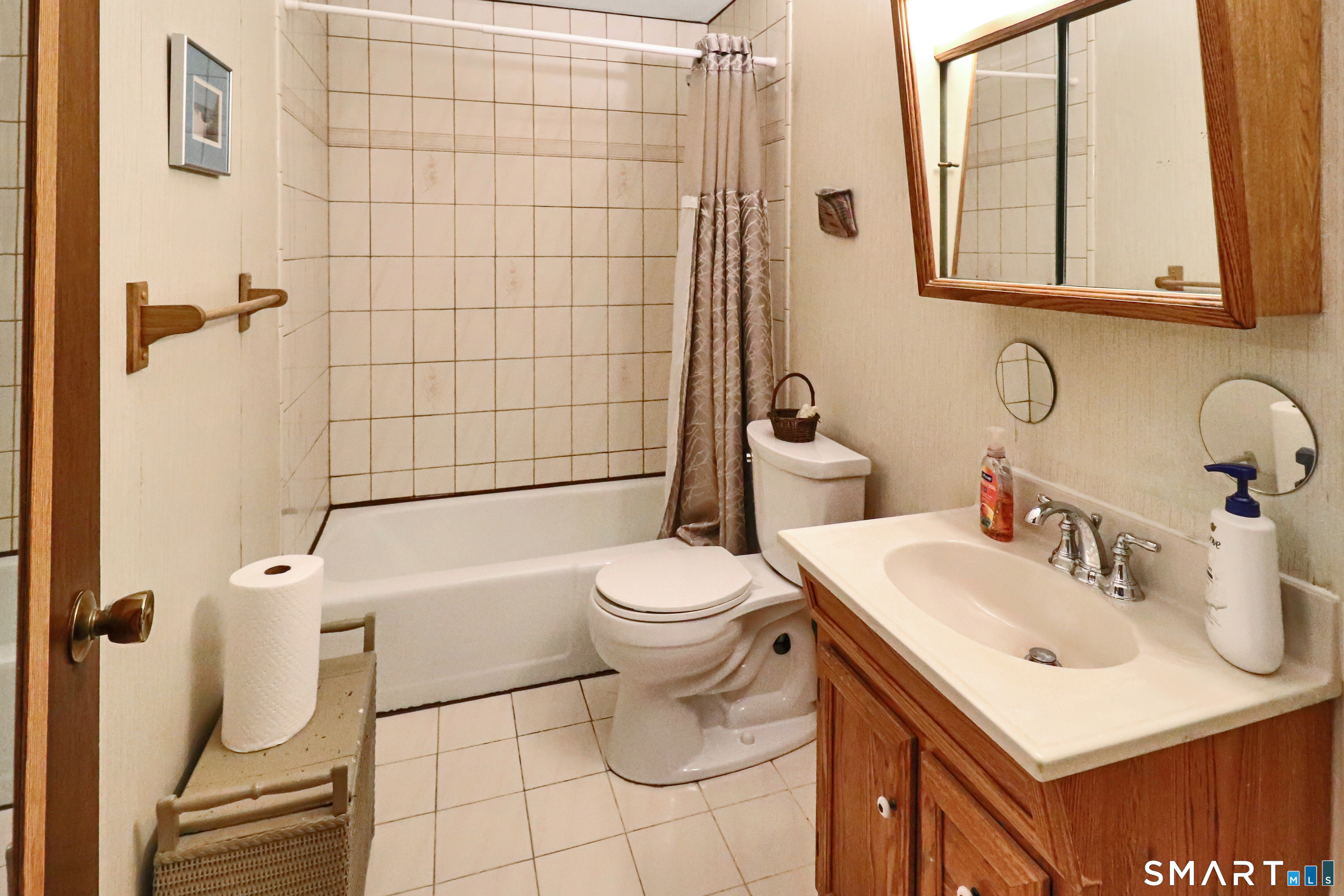 98 Webster Court Newington CT 06111