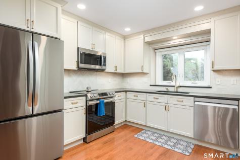918 Sand Stone Drive South Windsor CT 06074