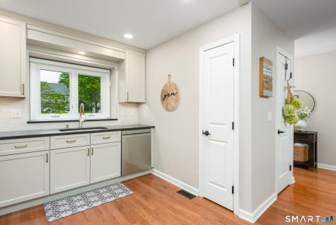 918 Sand Stone Drive South Windsor CT 06074