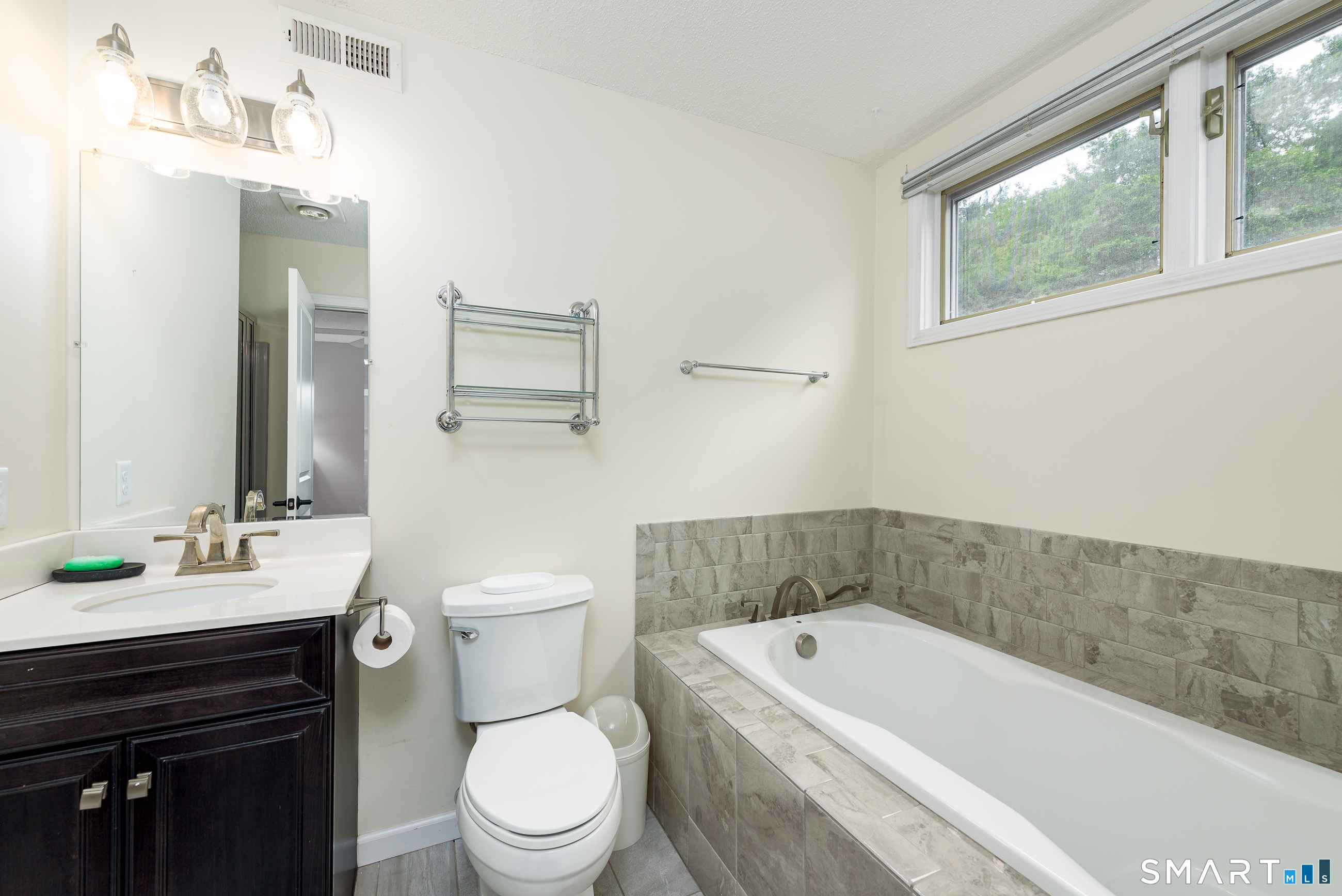 918 Sand Stone Drive South Windsor CT 06074