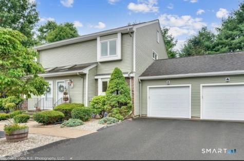 918 Sand Stone Drive South Windsor CT 06074