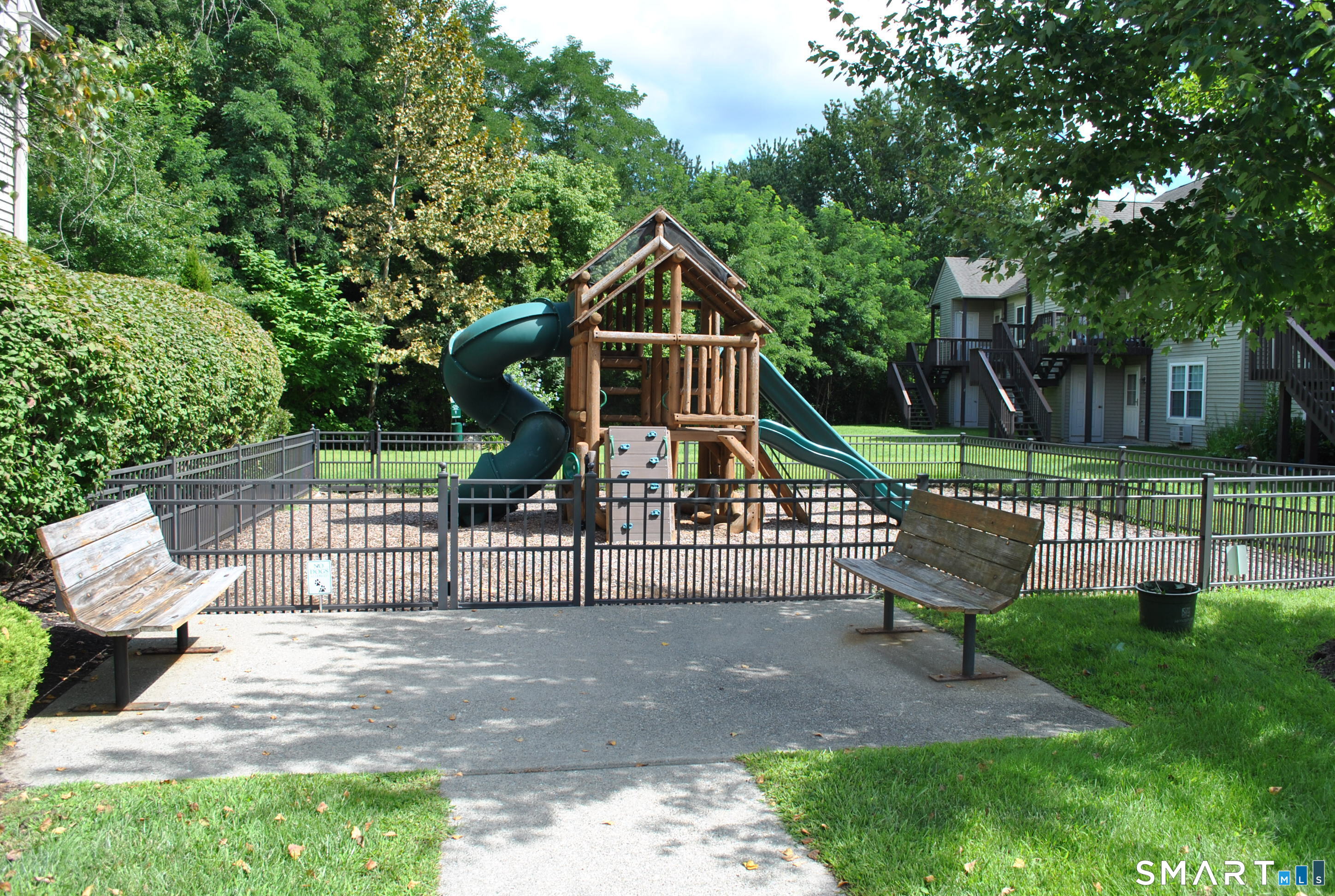 46 Glen Ridge Court New Milford CT 06776