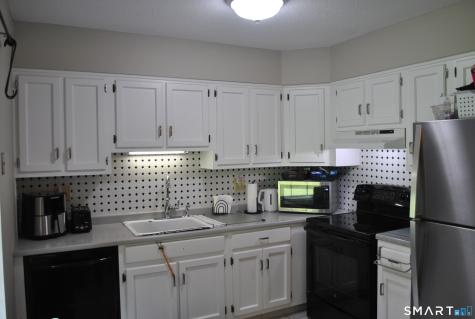 46 Glen Ridge Court New Milford CT 06776