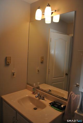 46 Glen Ridge Court New Milford CT 06776