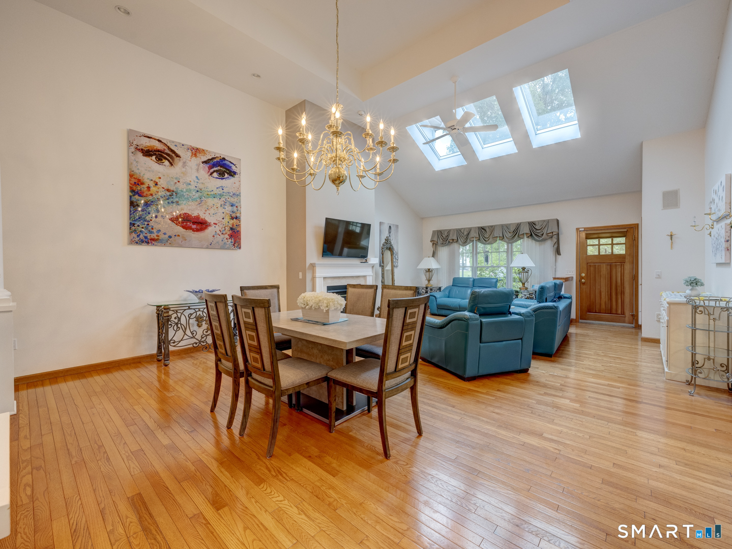 201 Strawberry Lane South Windsor CT 06074