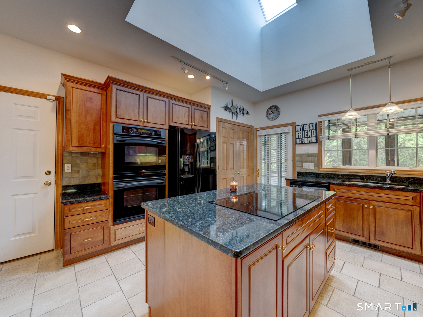 201 Strawberry Lane South Windsor CT 06074