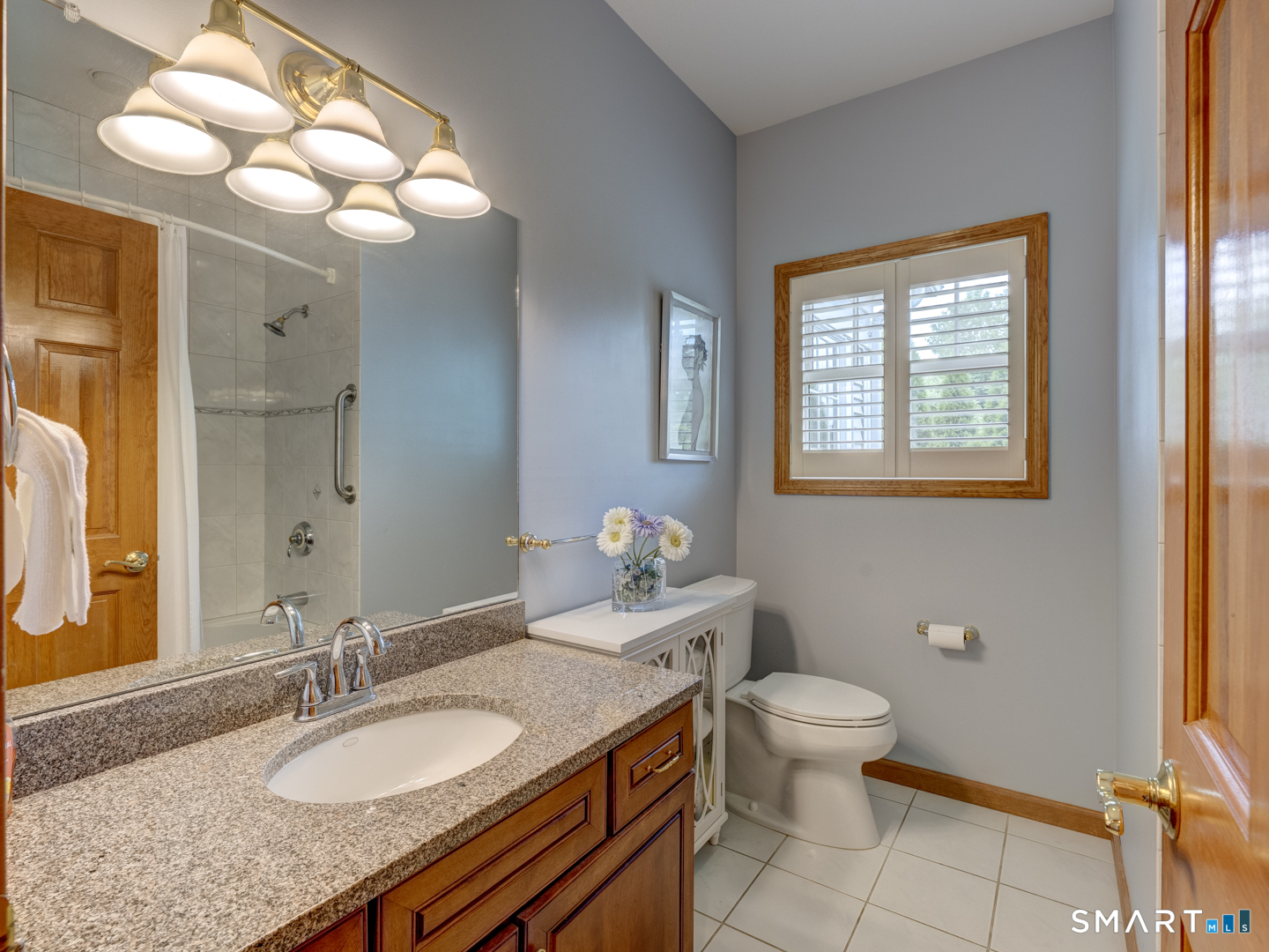 201 Strawberry Lane South Windsor CT 06074