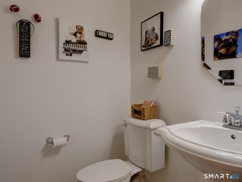 201 Strawberry Lane South Windsor CT 06074