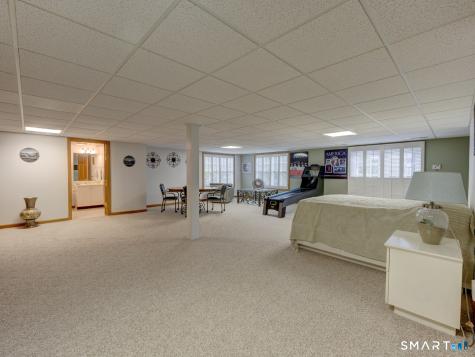 201 Strawberry Lane South Windsor CT 06074