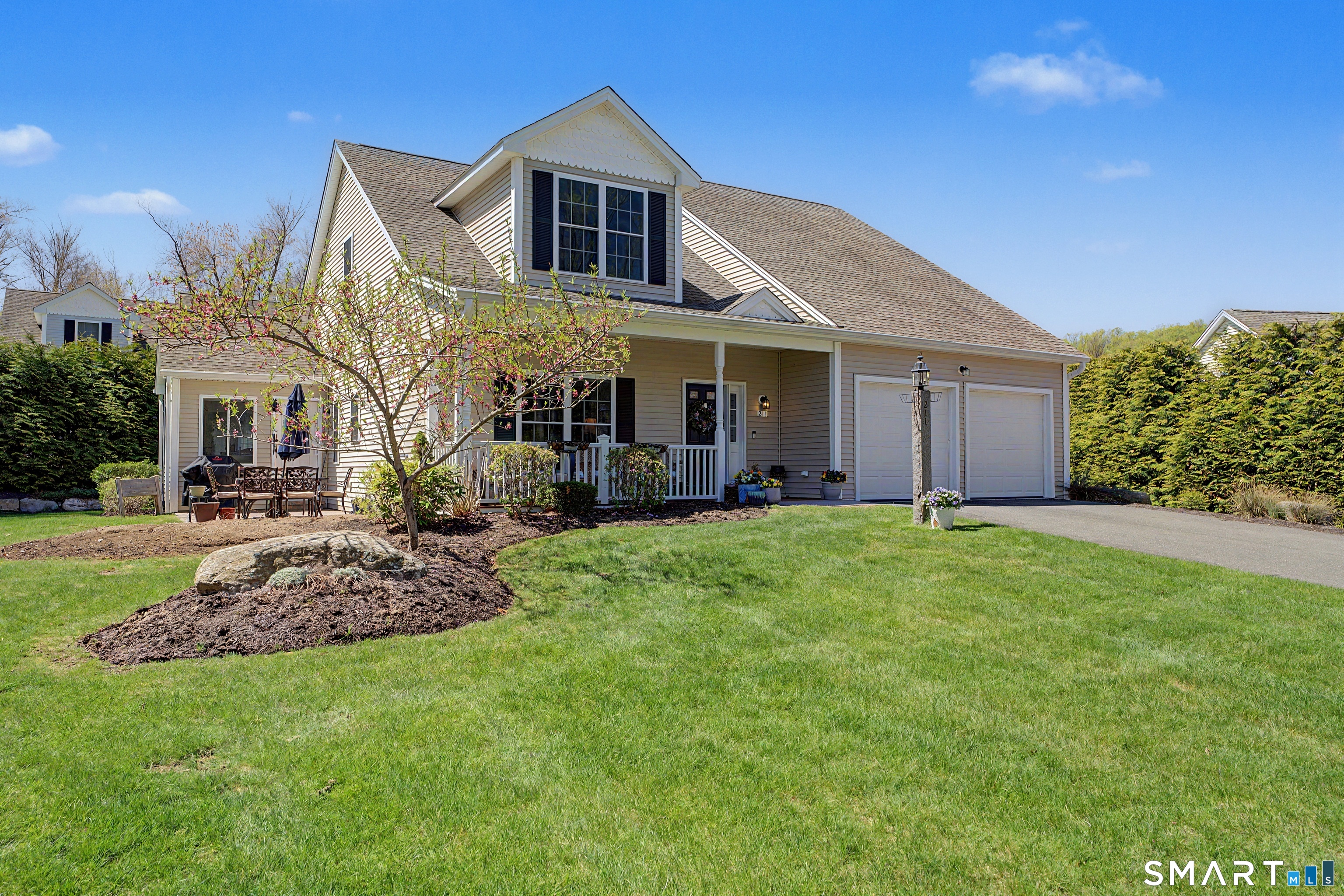 211 Meadow Brook Road Oxford CT 06478