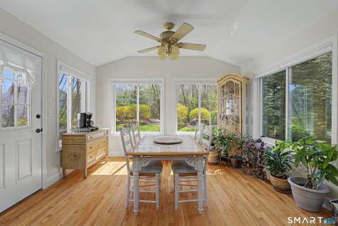 211 Meadow Brook Road Oxford CT 06478