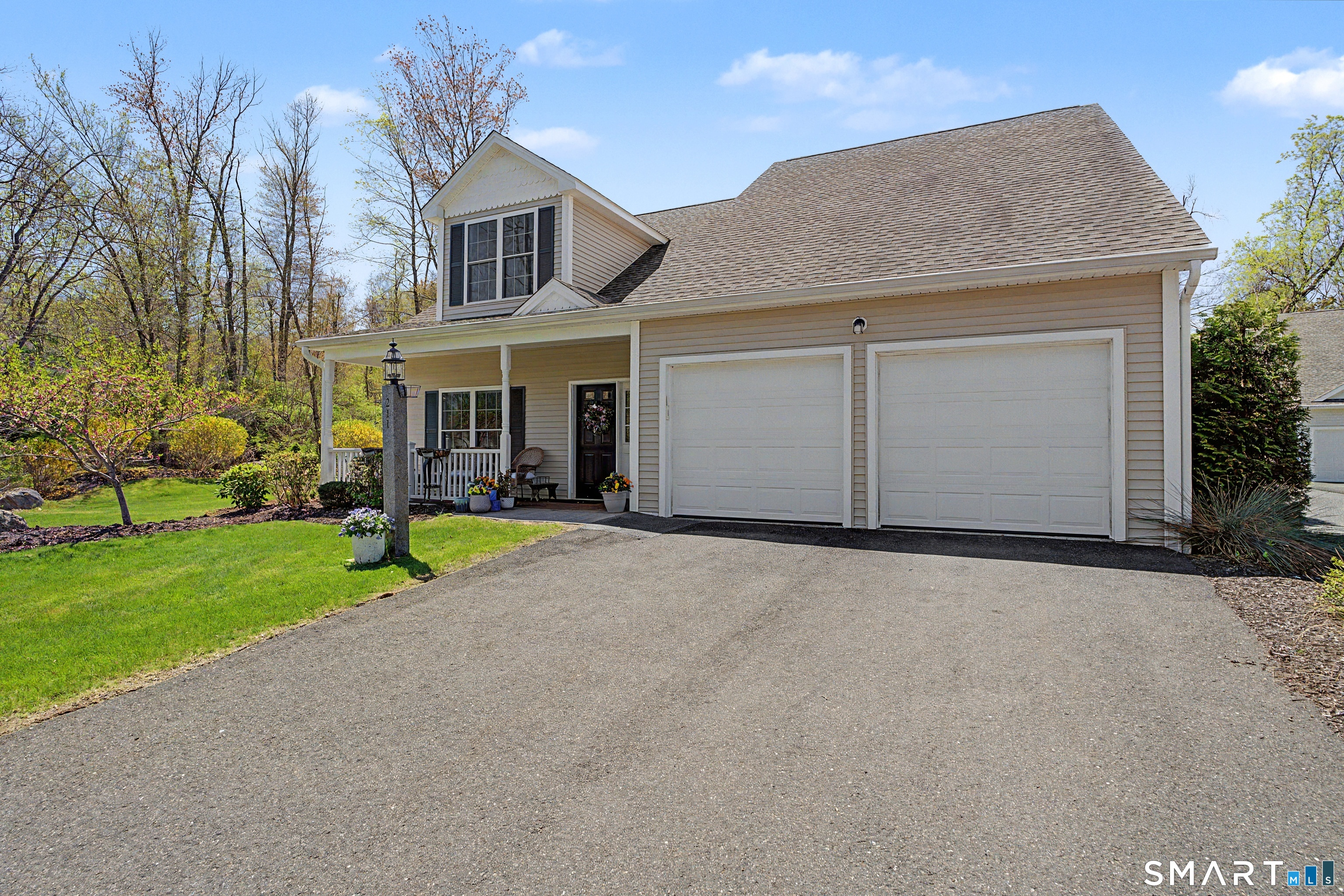 211 Meadow Brook Road Oxford CT 06478