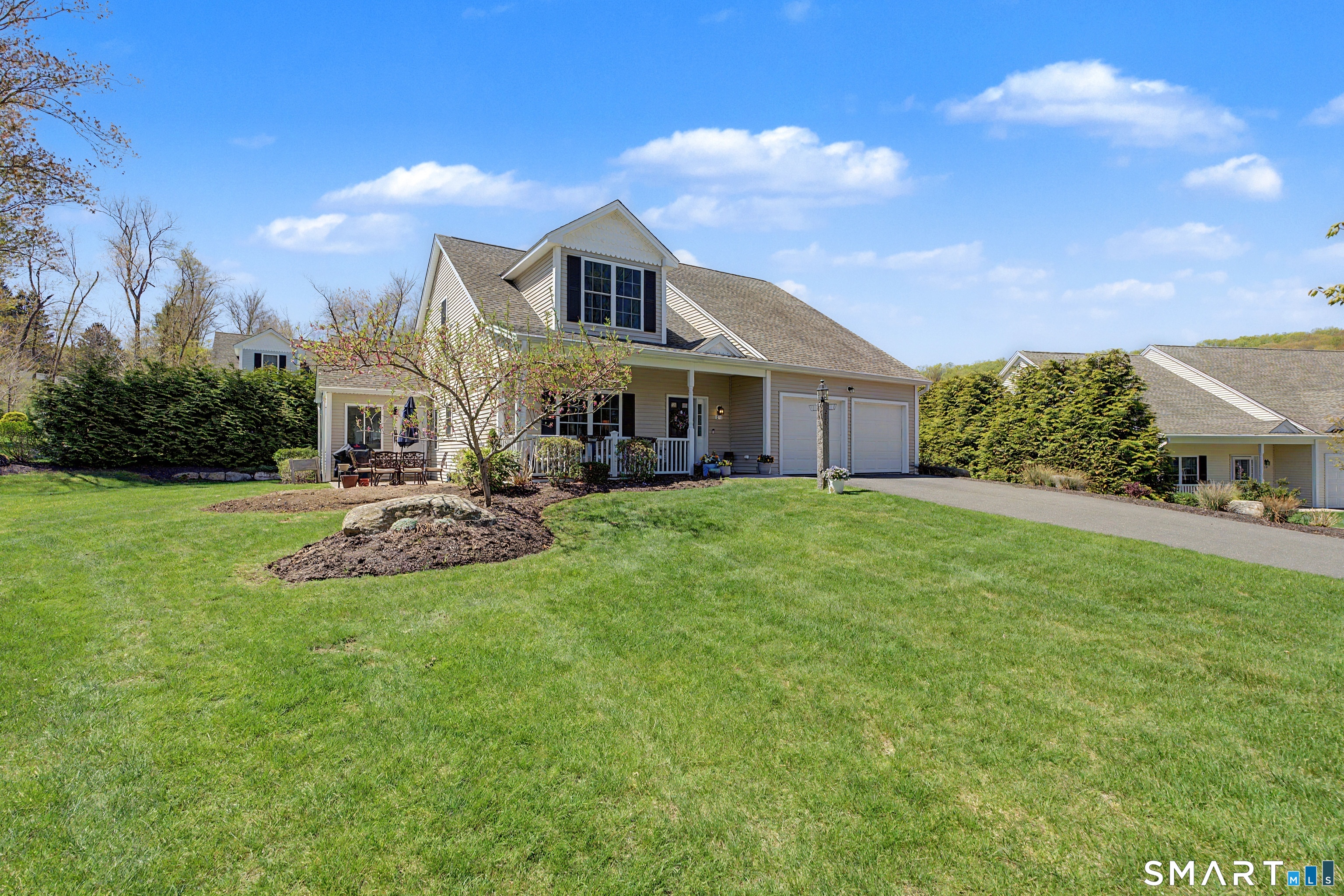 211 Meadow Brook Road Oxford CT 06478
