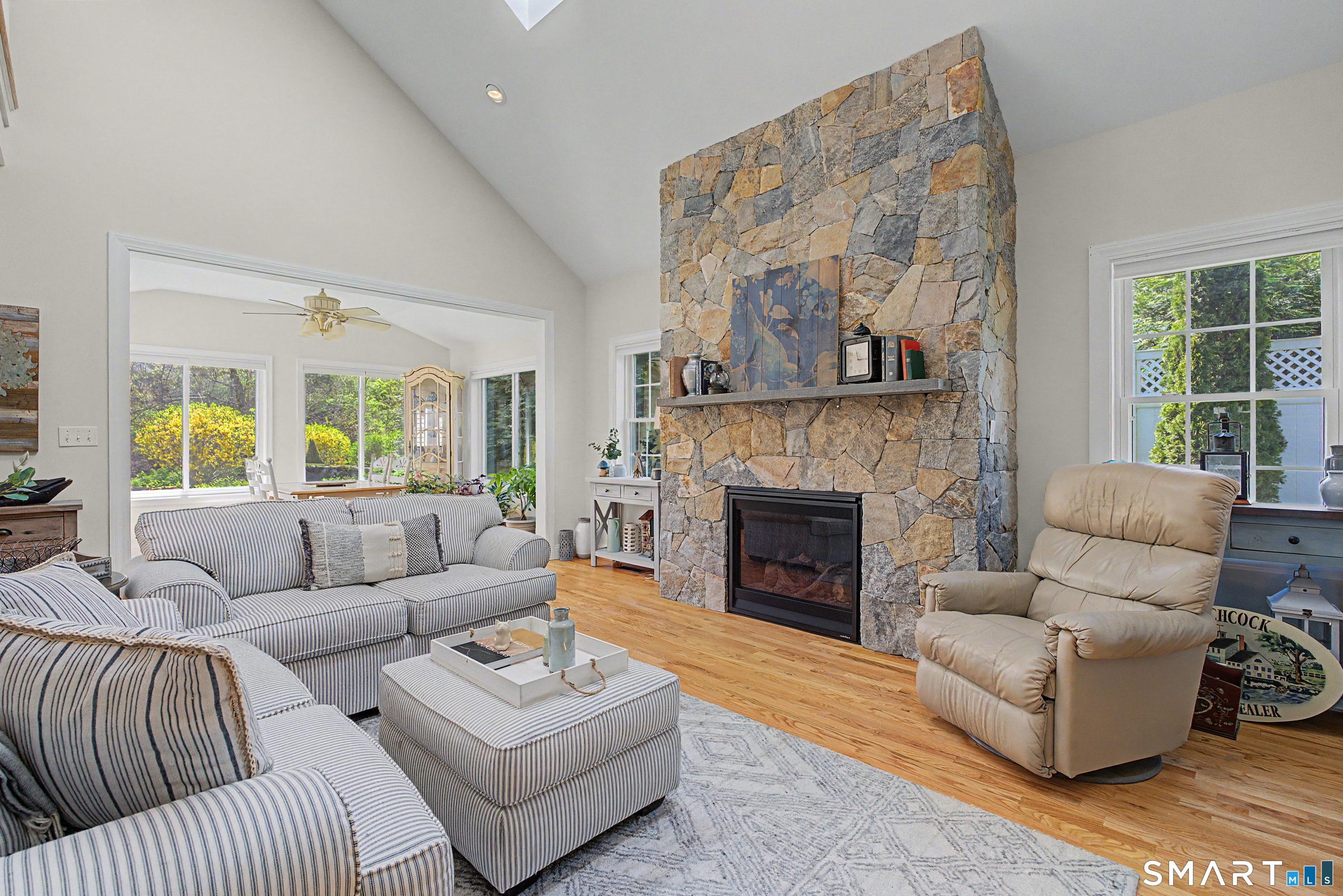 211 Meadow Brook Road Oxford CT 06478