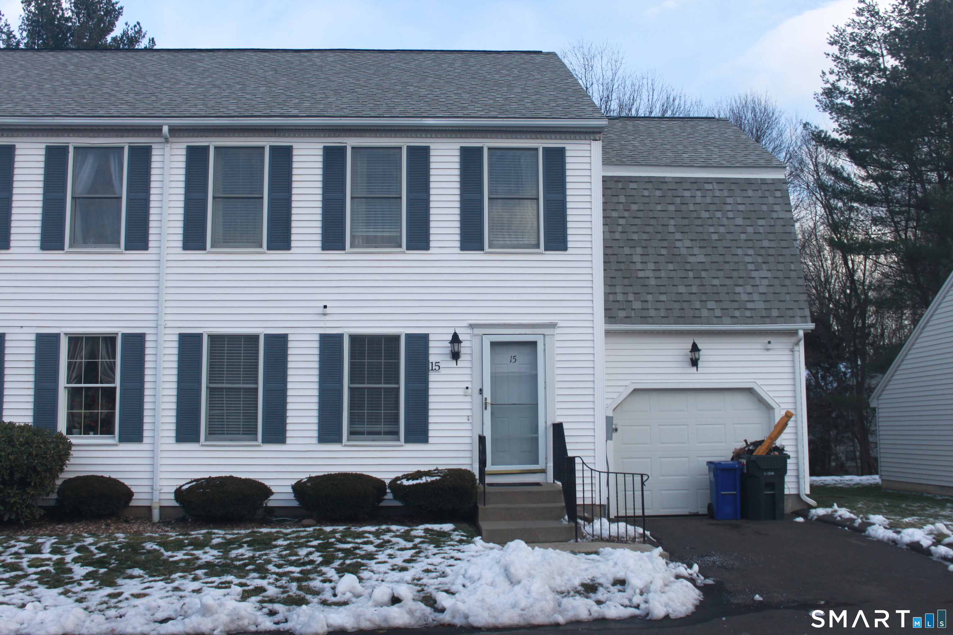 15 Downing Way Suffield CT 06078