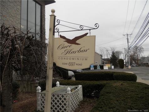 697 Cove Road Stamford CT 06902