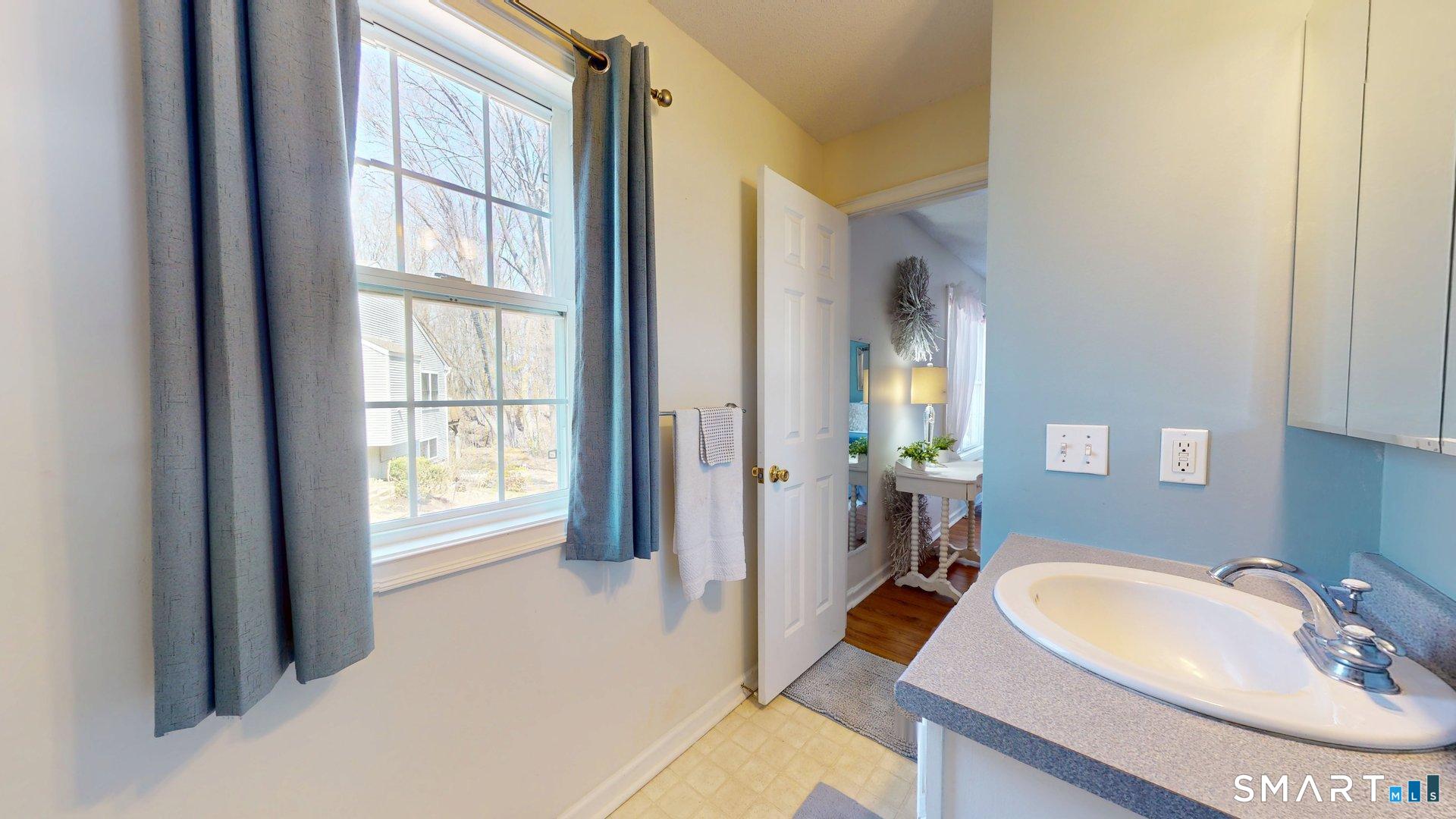 98 Dibble Hollow Lane Windsor Locks CT 06096