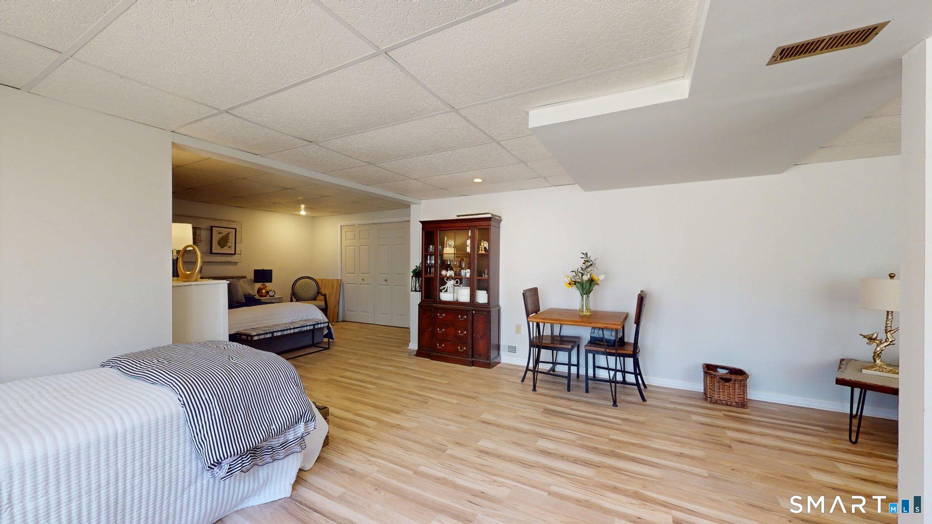 98 Dibble Hollow Lane Windsor Locks CT 06096