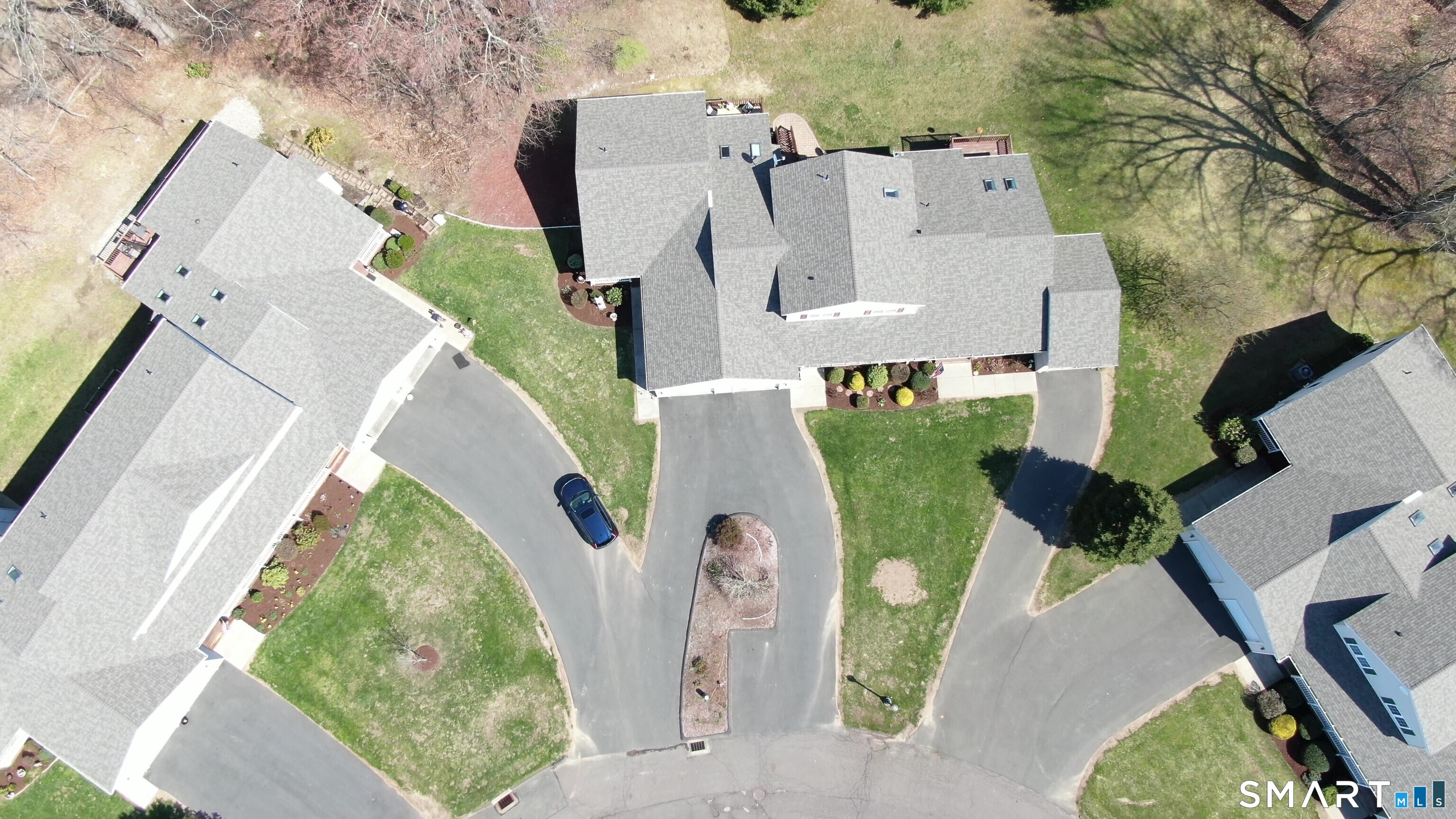 98 Dibble Hollow Lane Windsor Locks CT 06096