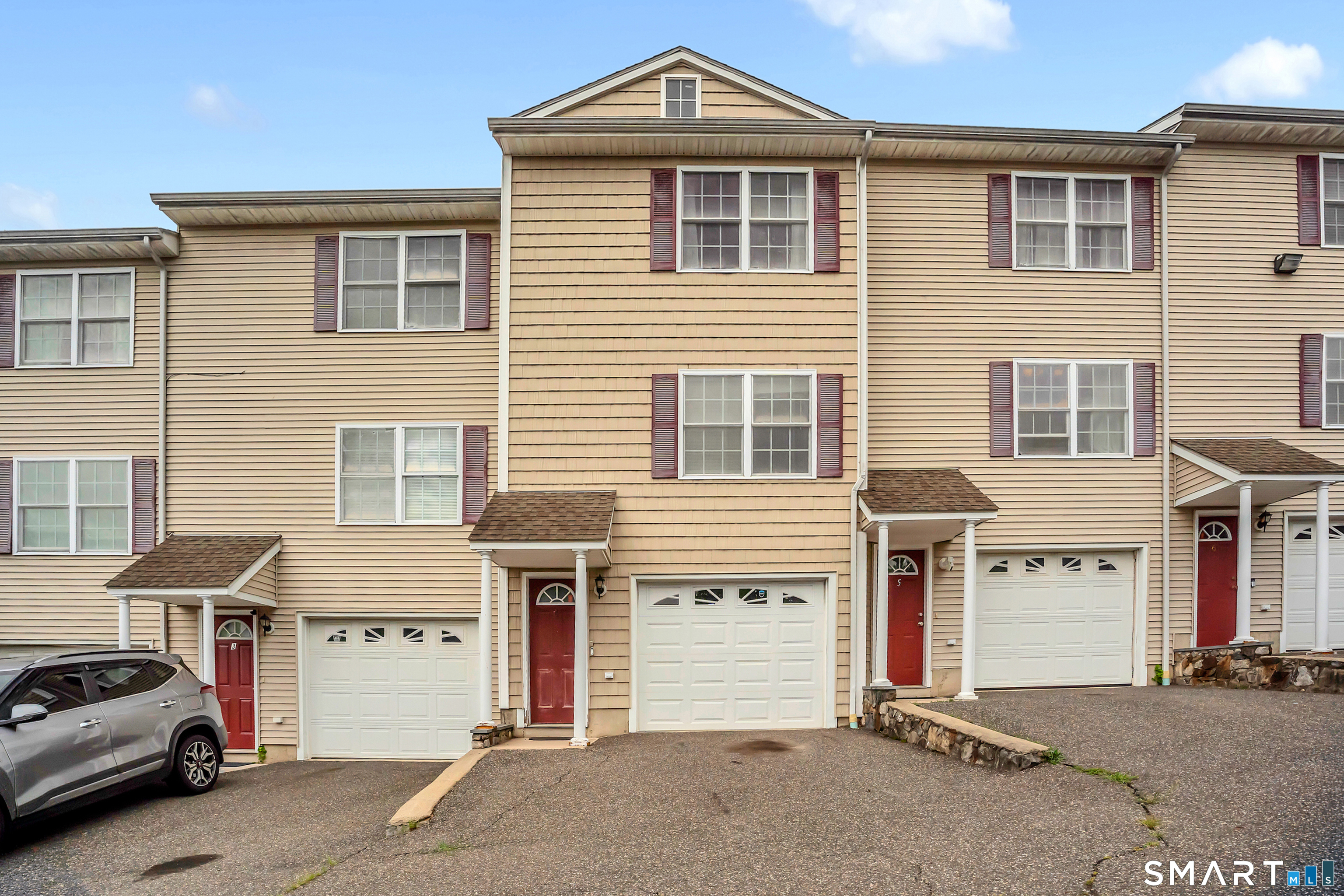166 Hamden Avenue Waterbury CT 06704