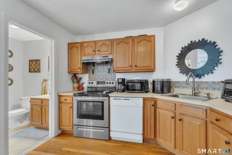 166 Hamden Avenue Waterbury CT 06704