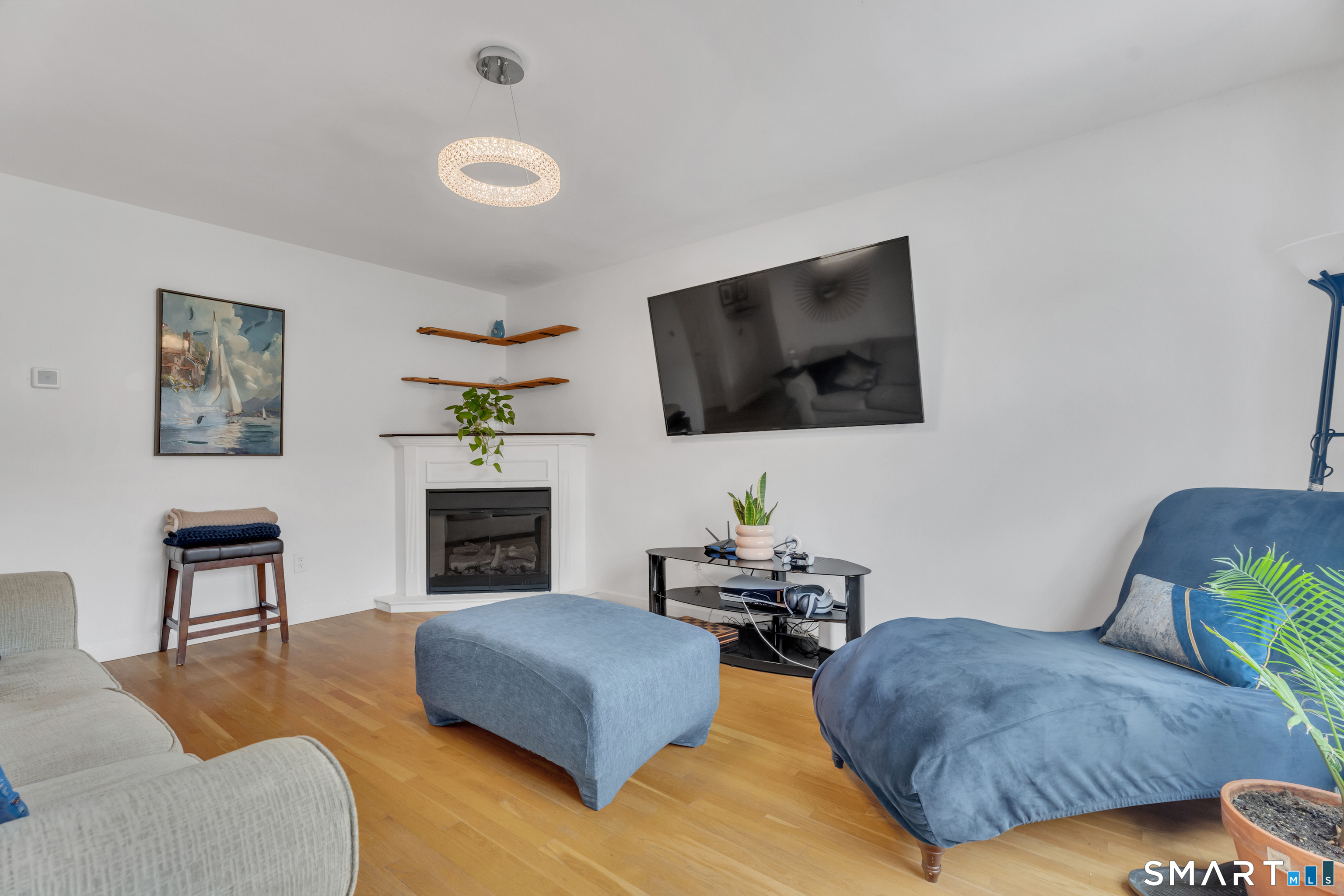 166 Hamden Avenue Waterbury CT 06704