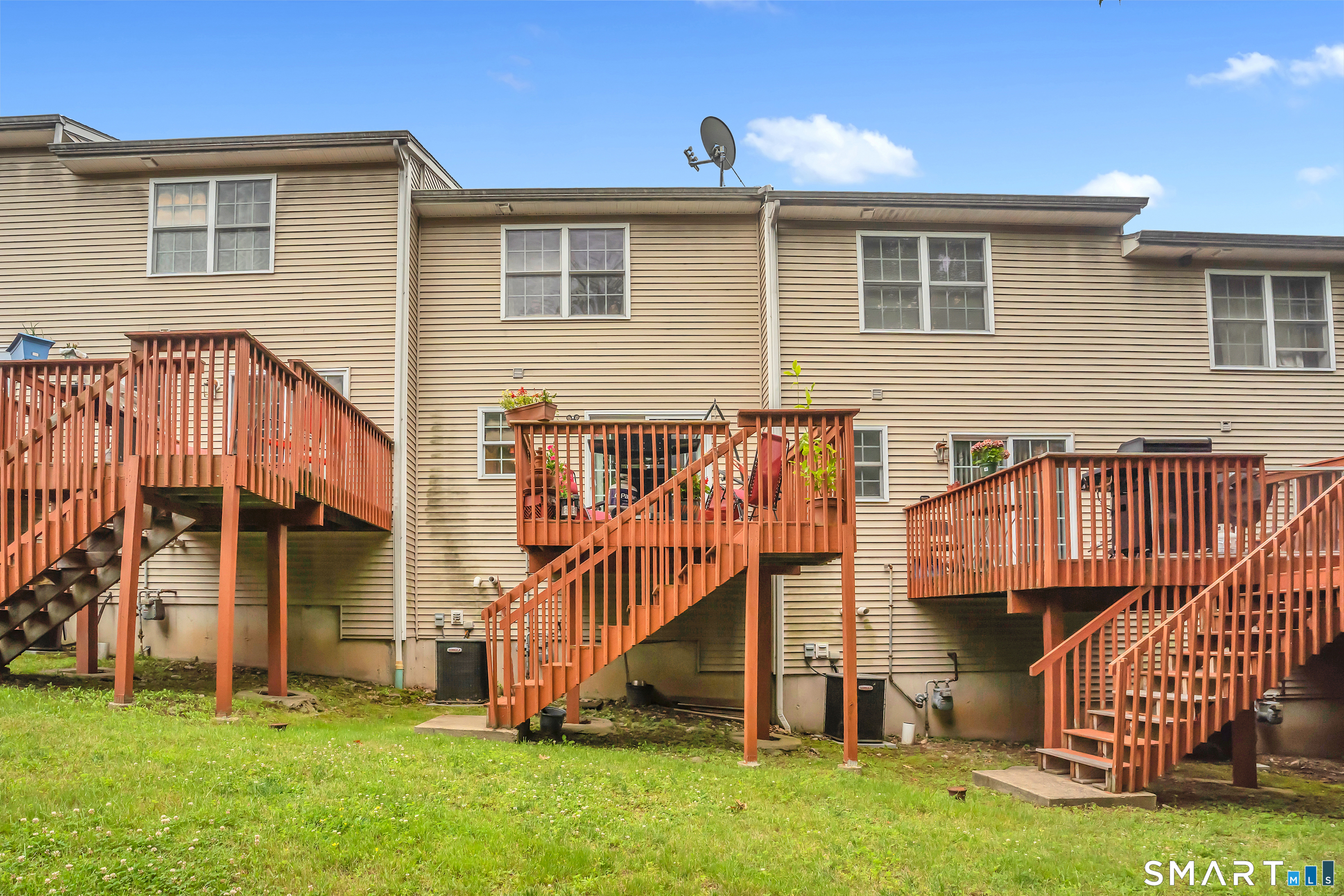 166 Hamden Avenue Waterbury CT 06704