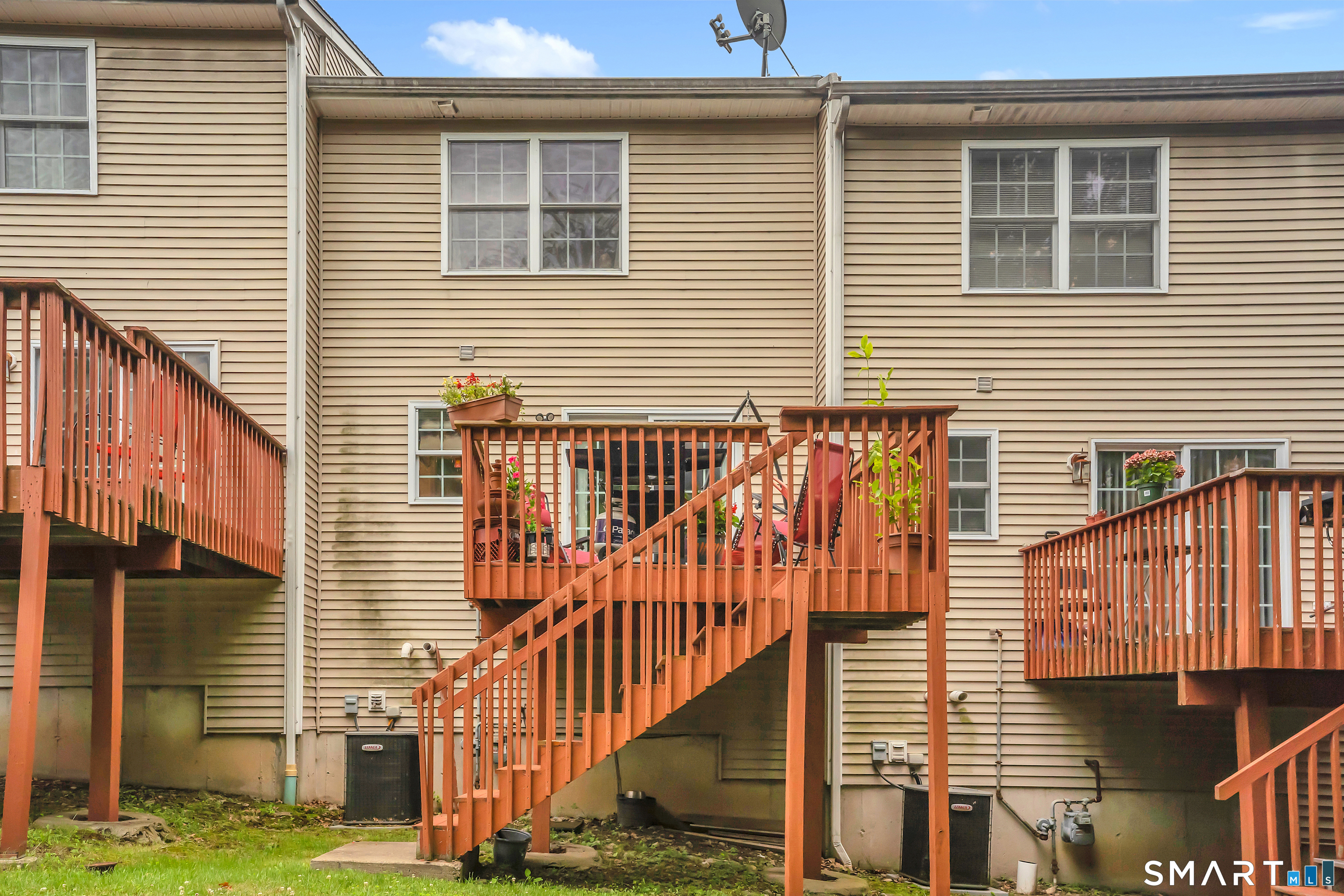 166 Hamden Avenue Waterbury CT 06704