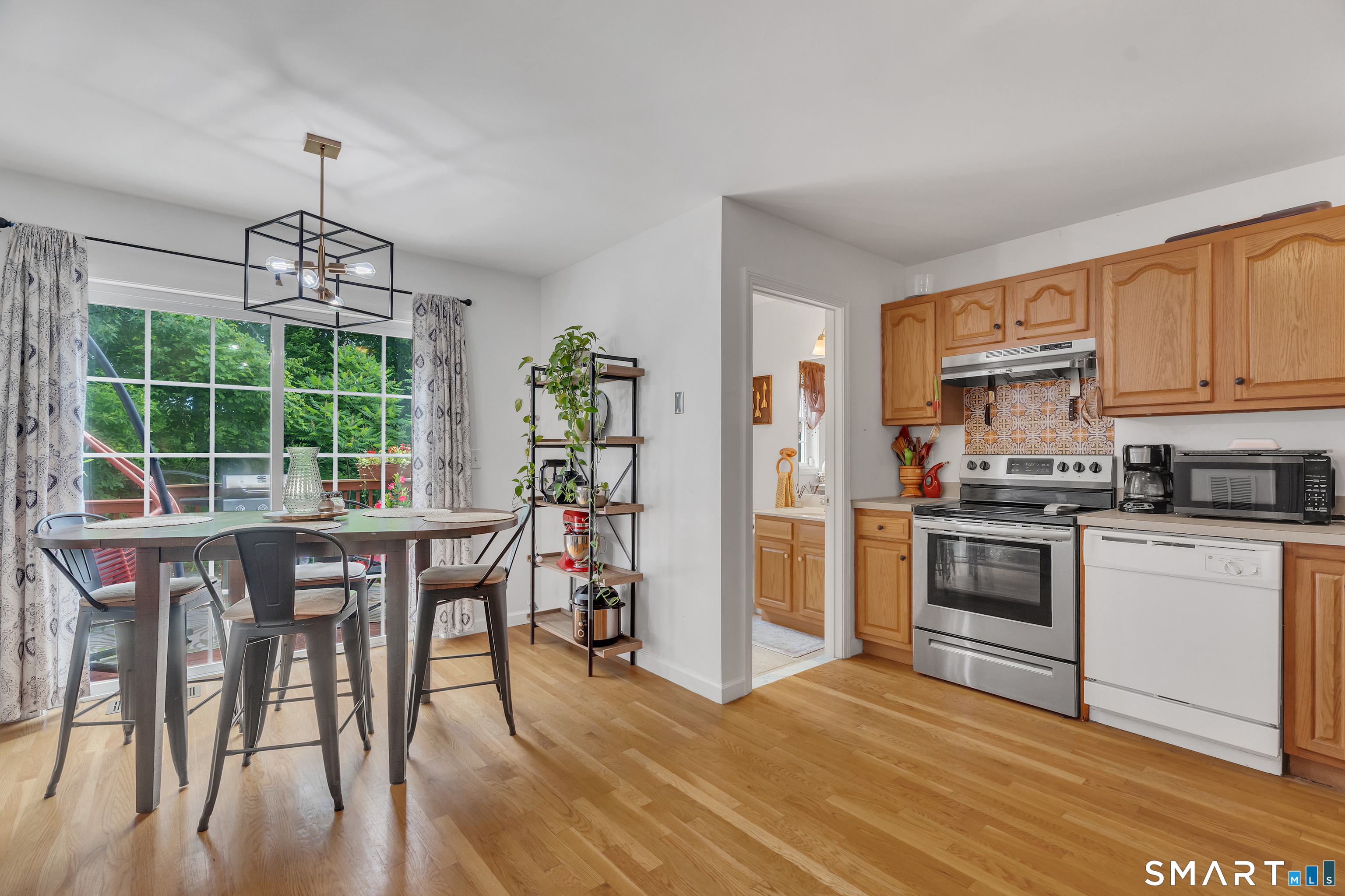 166 Hamden Avenue Waterbury CT 06704