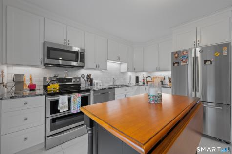 63 Woodbury Hill Woodbury CT 06798