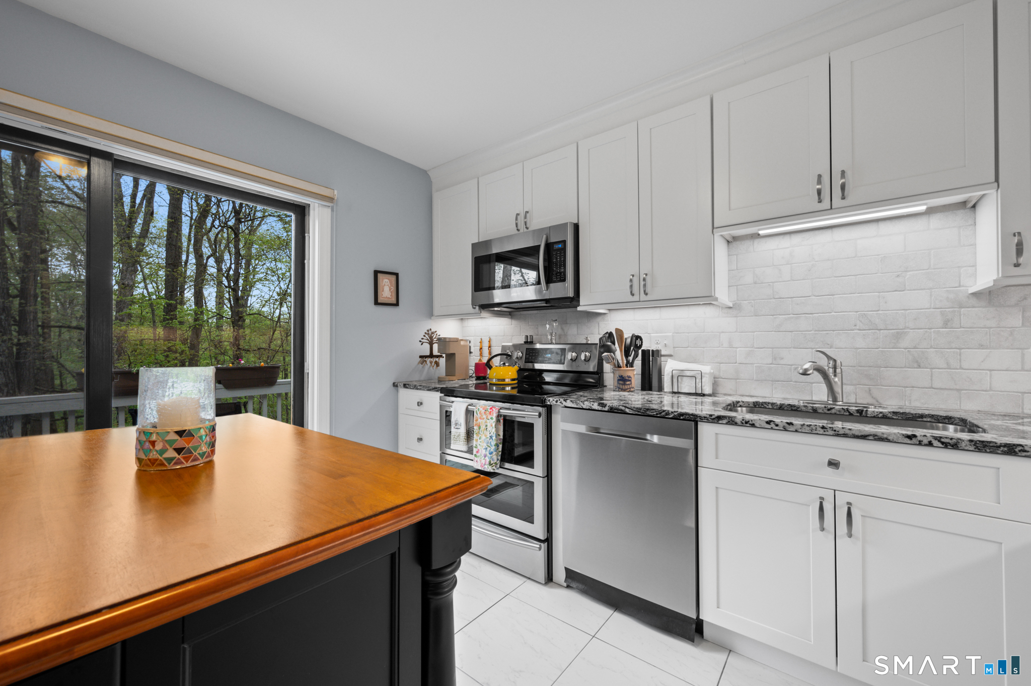63 Woodbury Hill Woodbury CT 06798