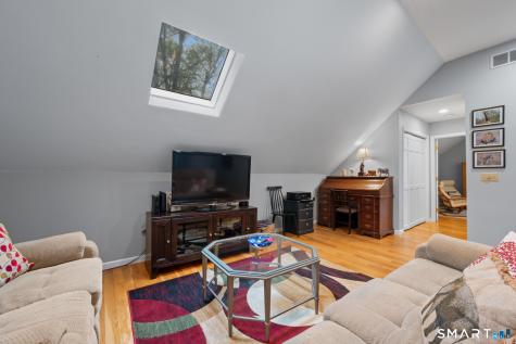 63 Woodbury Hill Woodbury CT 06798
