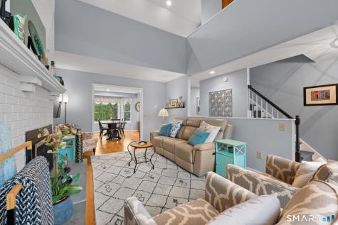 63 Woodbury Hill Woodbury CT 06798