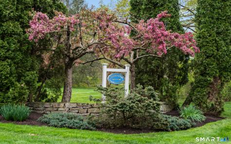 63 Woodbury Hill Woodbury CT 06798