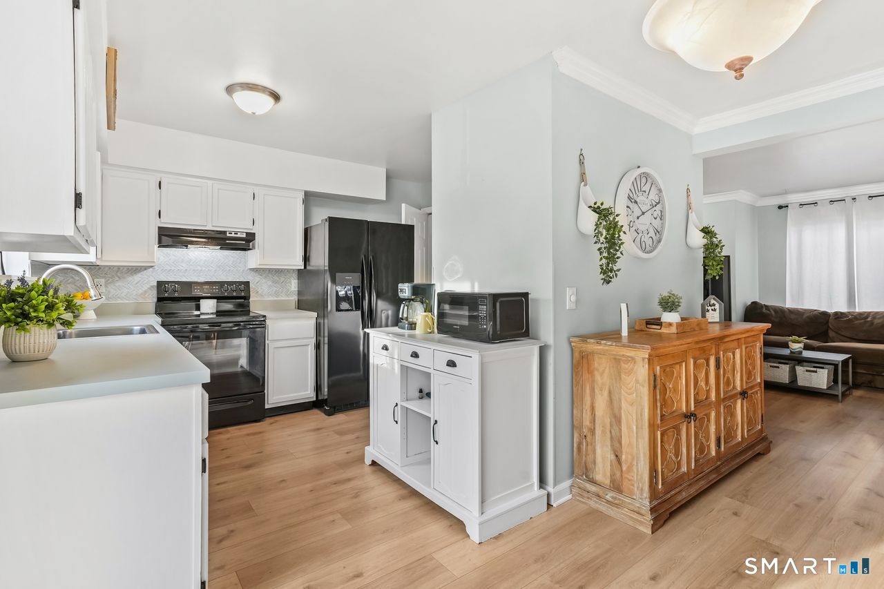 8 Parker Street Danbury CT 06811